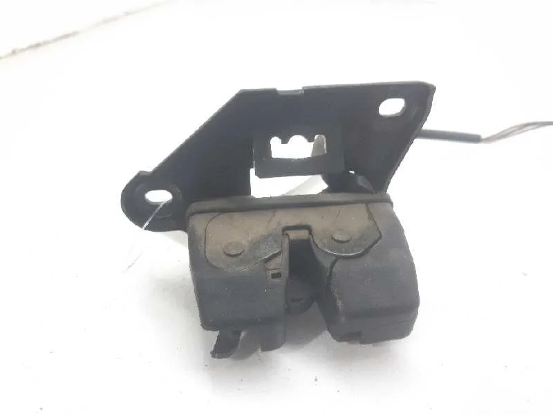 CERRADURA MALETERO PORTON FIAT II 0051747390-5585042 Comprar En Línea