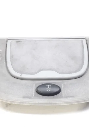 LUZ INTERIOR MERCEDES-BENZ CLASE 22082003017G16-7732452 Imprescindible (Must-Have)