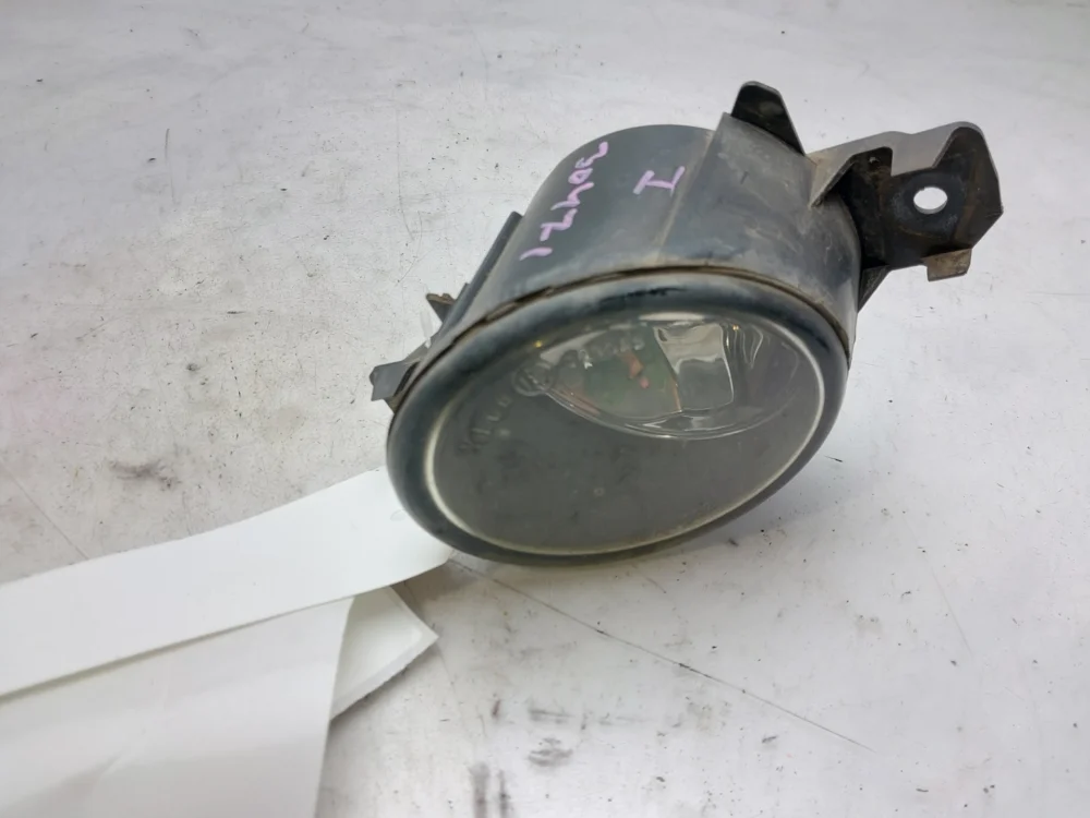 FARO ANTINIEBLA IZQUIERDO NISSAN ALMERA 2615589905-8010967 Liquidación