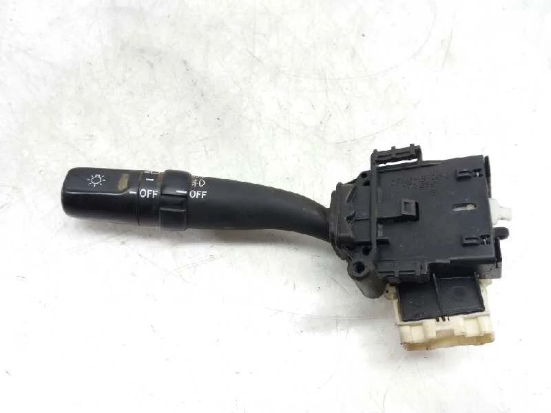 Últimas Unidades MANDO LUCES TOYOTA AVENSIS 6414005110-3169108
